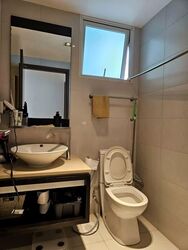 1 Canberra (D27), Condominium #570155931